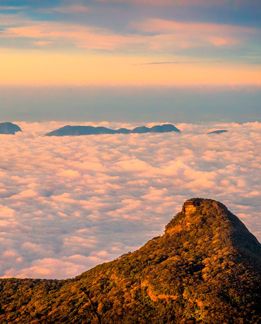 Adam's Peak (Sri Paadaya)